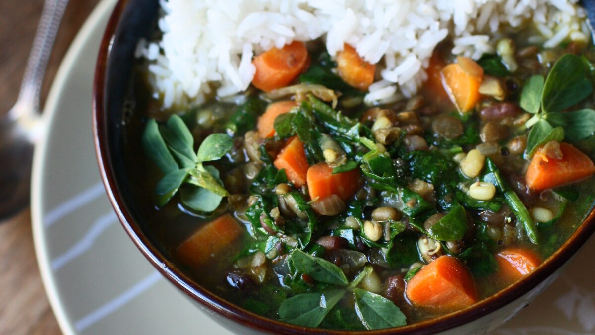 3 Bean Carrot-Spinach Soup (Spicy Indian Style)