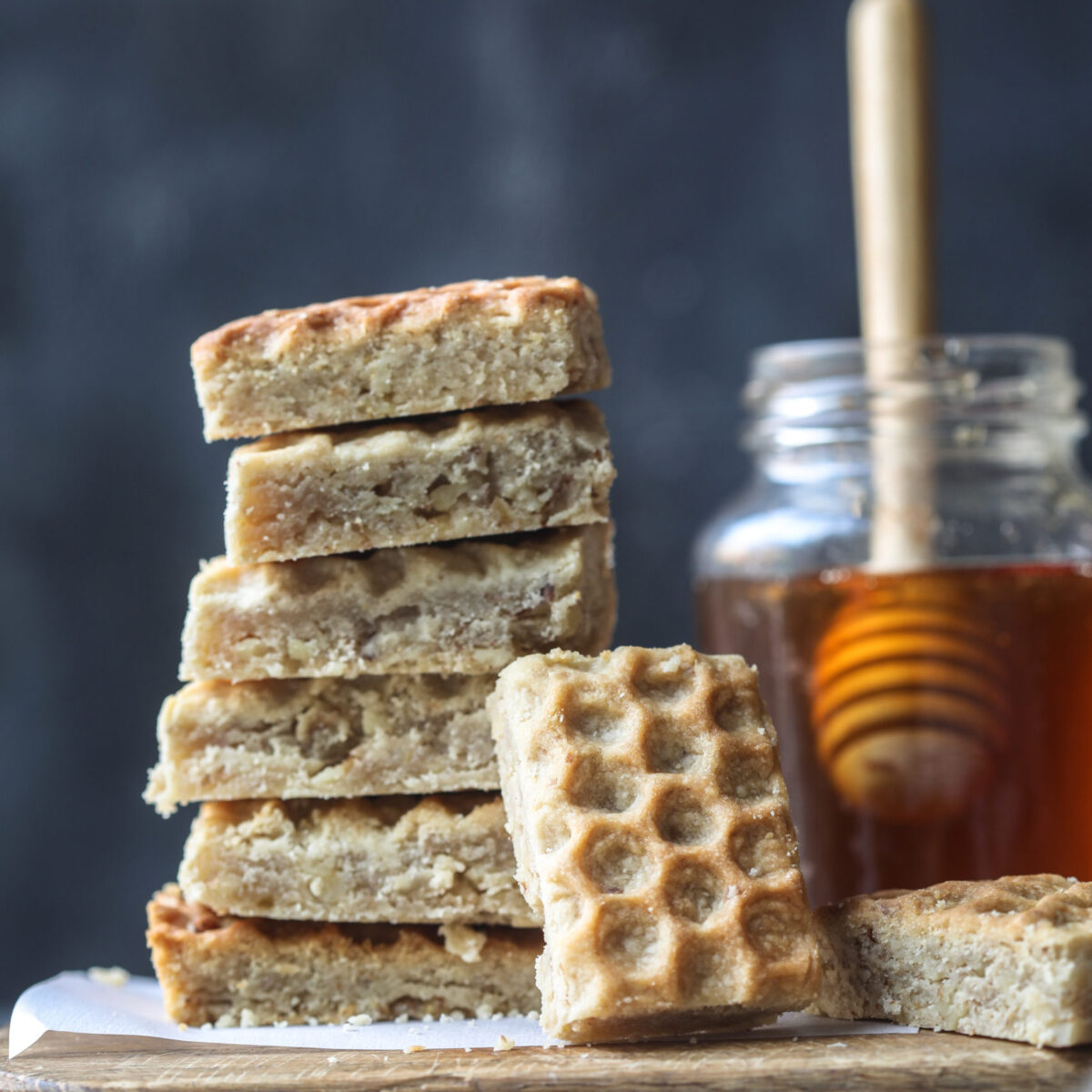 Honey Chrysanthemum Shortbread Cookies